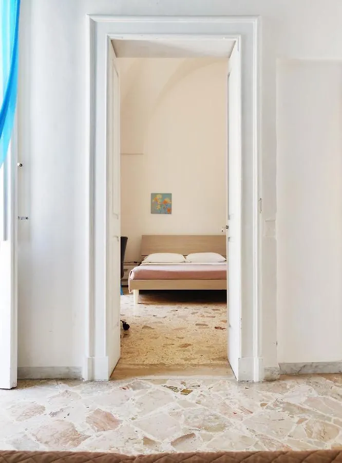 Wish Rooms Lecce 2*,